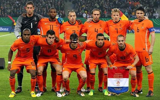 1988年欧洲杯荷兰队阵容照片_1988年欧洲杯西德对荷兰_1988年荷兰队阵容