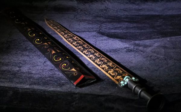 为什么青铜宝剑不会生锈,古代青铜剑不生锈的原因