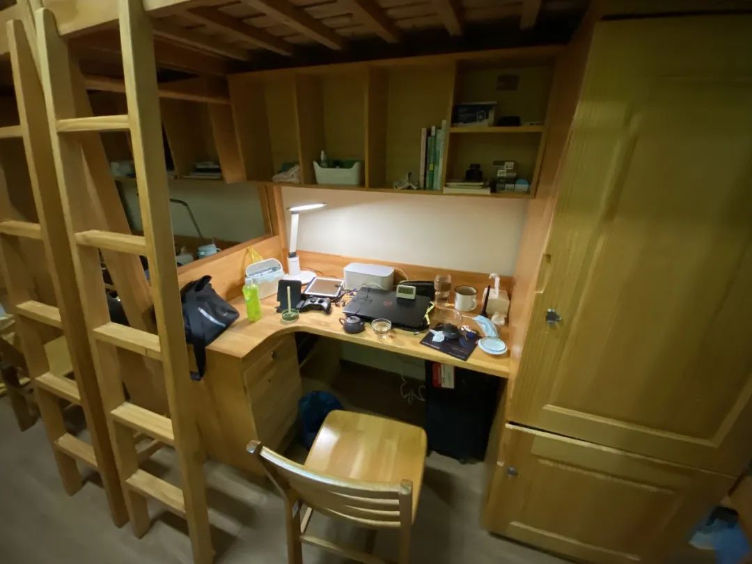 上海科技大学宿舍条件怎么样,有空调和独立卫生间吗？（附宿舍图片）