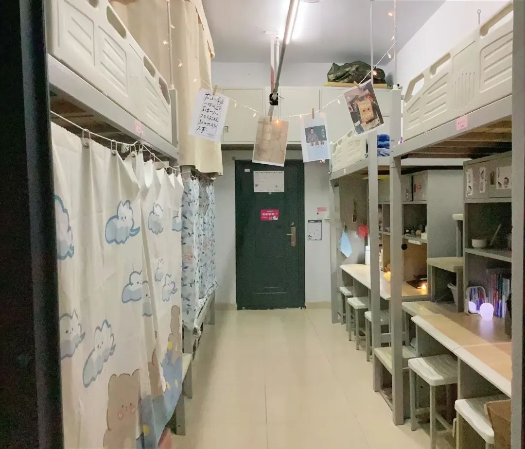 安徽中医药大学宿舍条件怎么样,有空调和独立卫生间吗?(附宿舍图片)