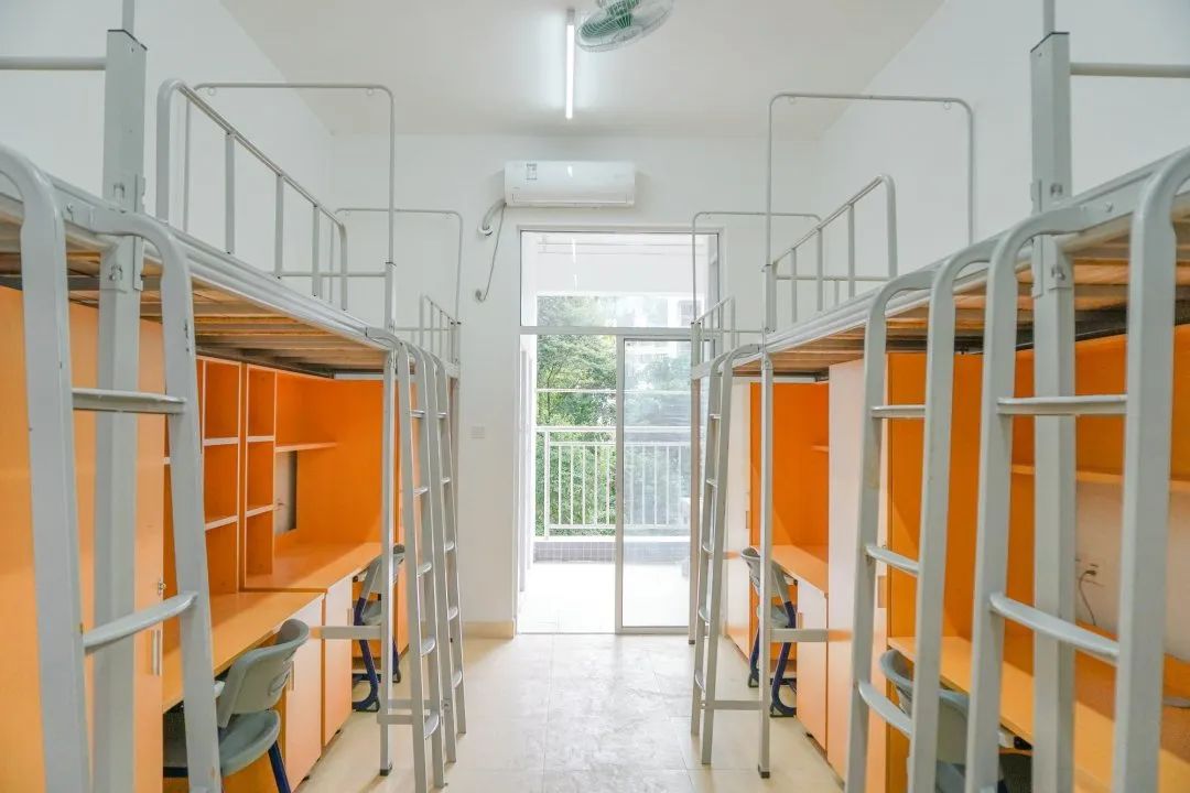 惠州学院宿舍条件怎么样,有空调和独立卫生间吗?(附宿舍图片)
