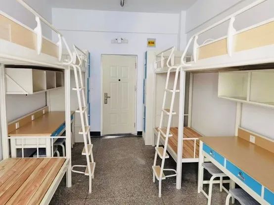 徐州医科大学宿舍条件怎么样,有空调和独立卫生间吗?(附宿舍图片)