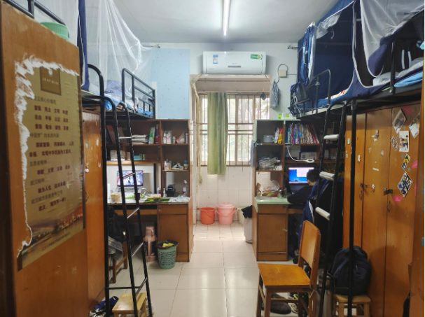江汉大学宿舍条件怎么样,有空调和独立卫生间吗?(附宿舍图片)