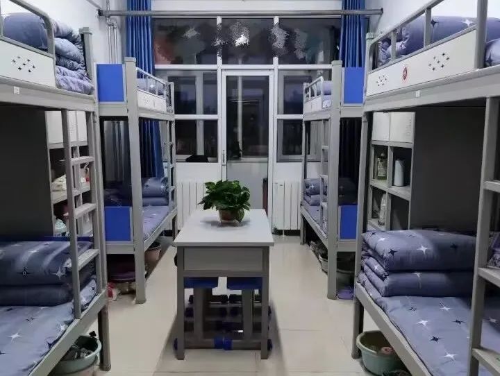忻州师范学院宿舍条件怎么样,有空调和独立卫生间吗？（附宿舍图片）