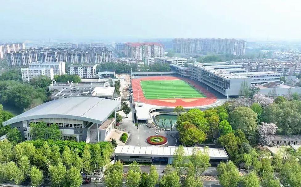 江苏省六合高级中学有几个校区_分别在什么位置?