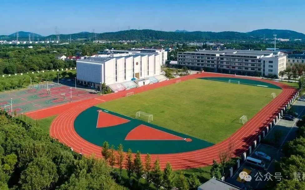 吴中区金山高级中学简介概况（建校历史、地址、师资、校训、环境）