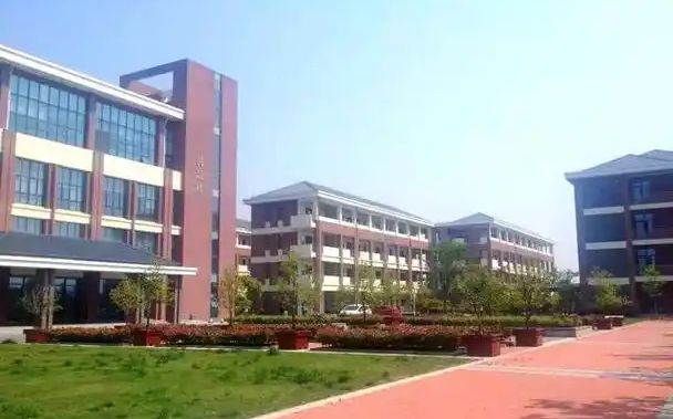 梅李高级中学地址在哪里_位于哪个区？