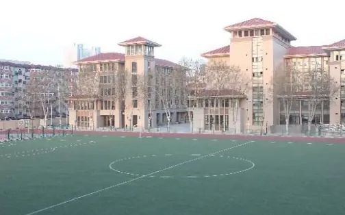 郑州市第二中学简介概况（建校历史、地址、师资、校训、环境）