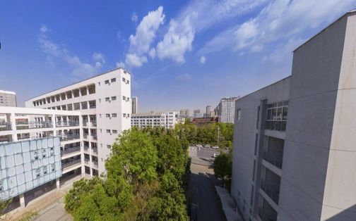 合肥市第一中学简介概况(建校历史、地址、师资、校训、环境)