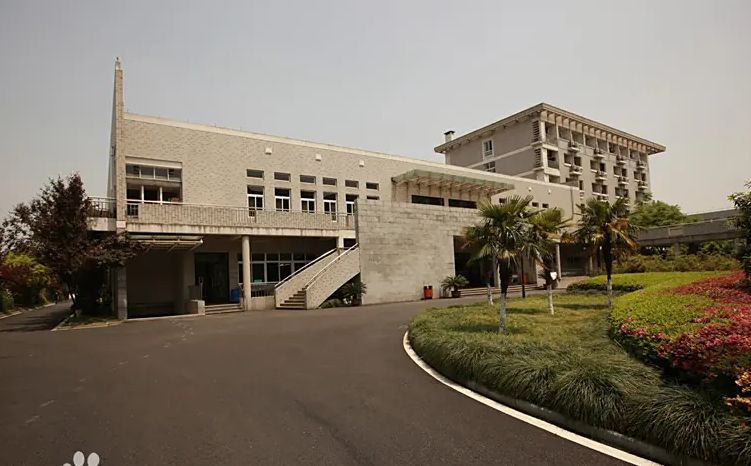 杭州市源清中学简介概况（建校历史、地址、师资、校训、环境）