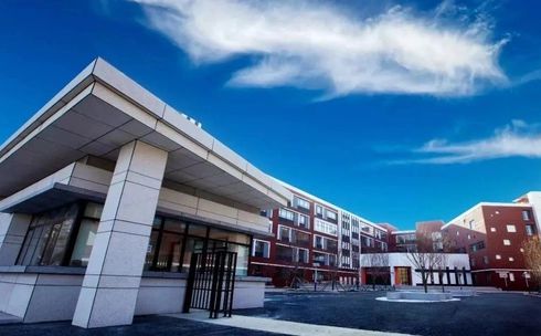 沈阳市广全学校是公立还是私立,是重点中学吗？