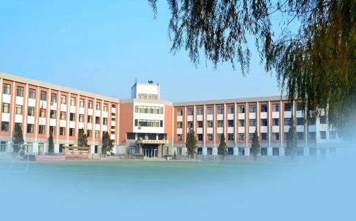 沈阳市朝鲜族第一中学是公立还是私立,是重点中学吗？