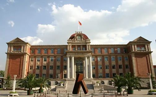 天津市实验中学简介概况（建校历史、地址、师资、校训、环境）