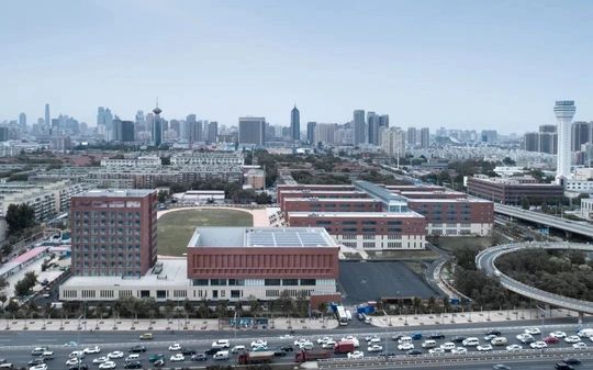 天津市第四中学在天津的排名第几,属于什么档次？