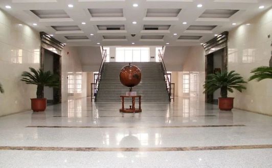 天津市第四十一中学是公立还是私立,是重点中学吗？
