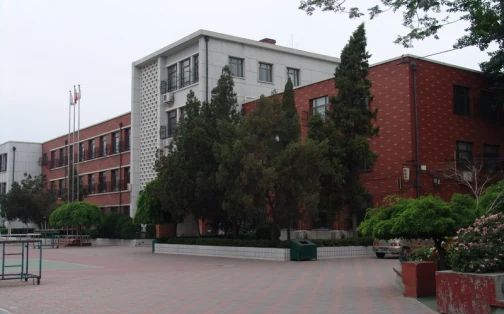 天津大学附属中学简介概况（建校历史、地址、师资、校训、环境）