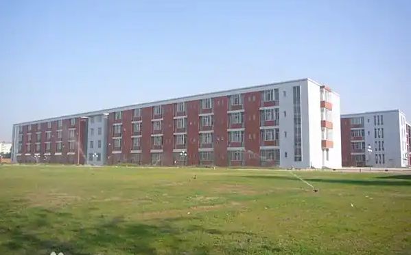 河北正定中学在石家庄的排名第几,属于什么档次？