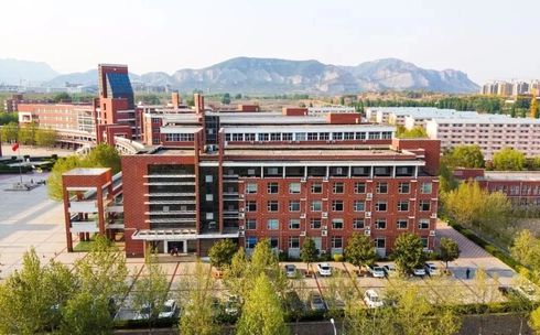 石家庄市鹿泉区第一中学简介概况（建校历史、地址、师资、校训、环境）