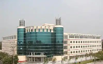 河北新乐市第一中学简介概况（建校历史、地址、师资、校训、环境）