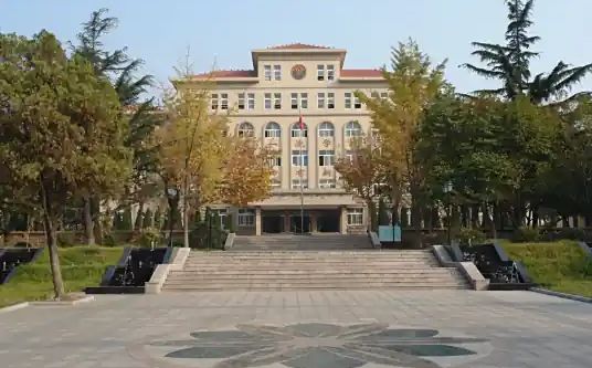 山东省青岛第六十六中学简介概况（建校历史、地址、师资、校训、环境）