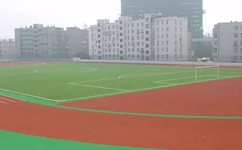 山东省青岛第六十六中学是公立还是私立,是重点中学吗？