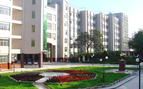 山东省实验中学简介概况（建校历史、地址、师资、校训、环境）