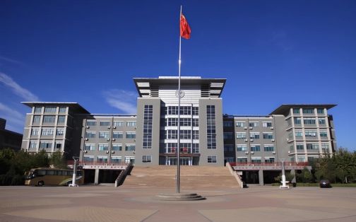 山东省济南第三中学简介概况（建校历史、地址、师资、校训、环境）