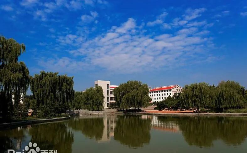 章丘市第一中学校区在哪_在什么区？