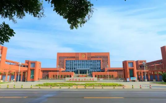 济南市章丘区第四中学简介概况（建校历史、地址、师资、校训、环境）