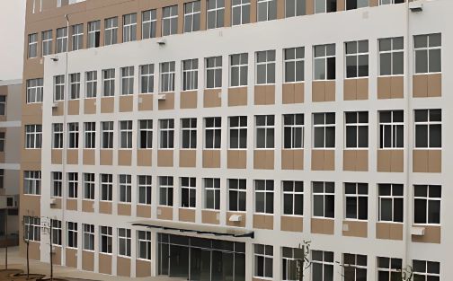 济南市章丘区第七中学是公立还是私立,是重点中学吗？