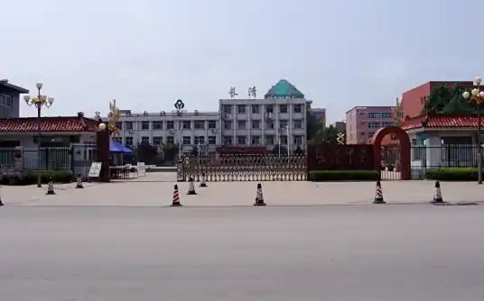 济南市长清中学简介概况（建校历史、地址、师资、校训、环境）