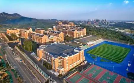 山东省青岛第九中学校区在哪_在什么区?