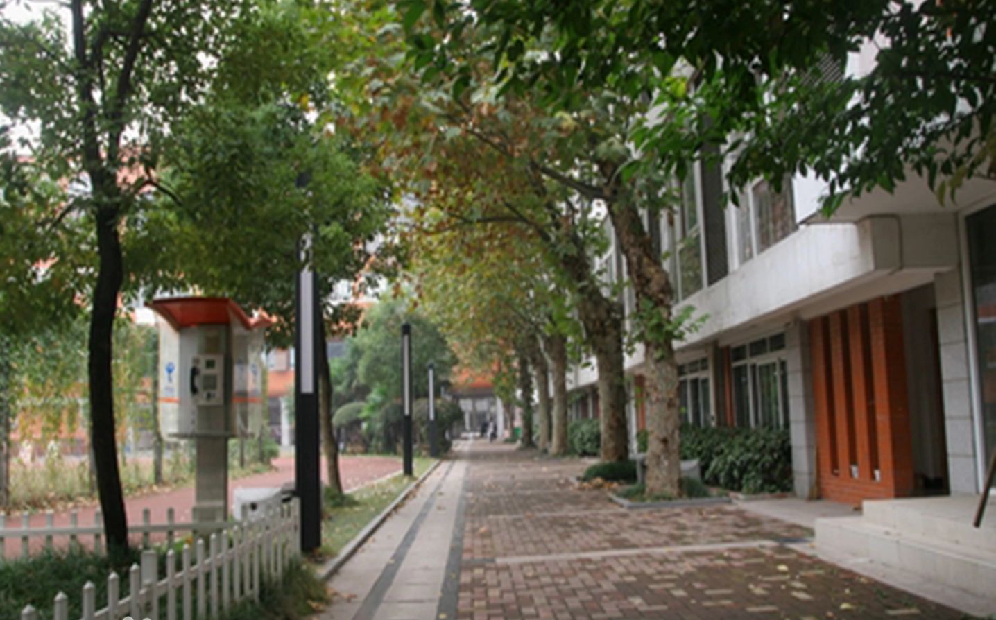 武汉市第二中学简介概况（建校历史、地址、师资、校训、环境）
