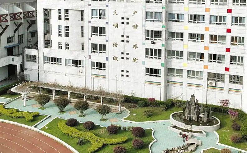 武汉市第一中学校区在哪_在什么区？