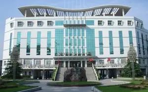 武汉市第十七中学简介概况(建校历史、地址、师资、校训、环境)