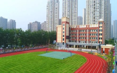 武汉市弘桥中学校区在哪_在什么区？