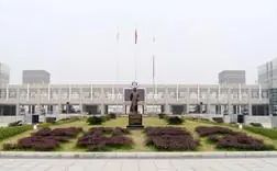 长沙市周南中学在长沙的排名第几,属于什么档次？