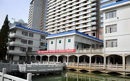 长沙市明德华兴中学校区在哪_在什么区?