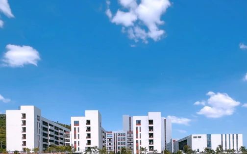 厦门市第十中学简介概况（建校历史、地址、师资、校训、环境）