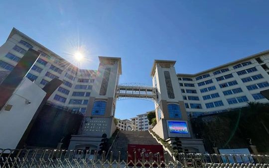 厦门海沧实验中学在厦门的排名第几,属于什么档次？