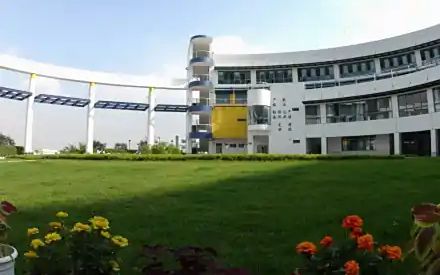 深圳实验学校简介概况（建校历史、地址、师资、校训、环境）