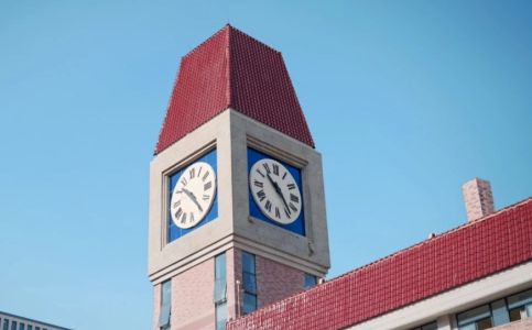 深圳市高级中学简介概况（建校历史、地址、师资、校训、环境）