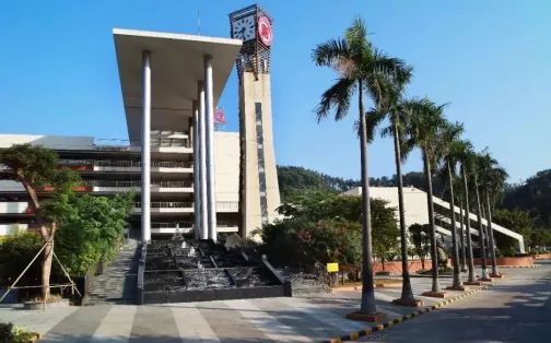 深圳红岭中学有几个校区_分别在哪?