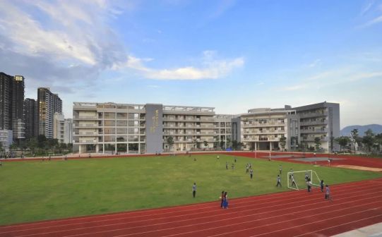 深圳市新安中学简介概况(建校历史、地址、师资、校训、环境)